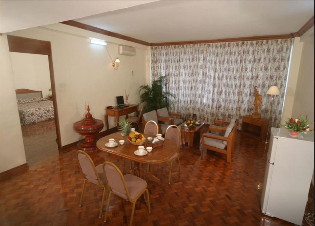 Yuzana Hotel Yangon Exterior foto