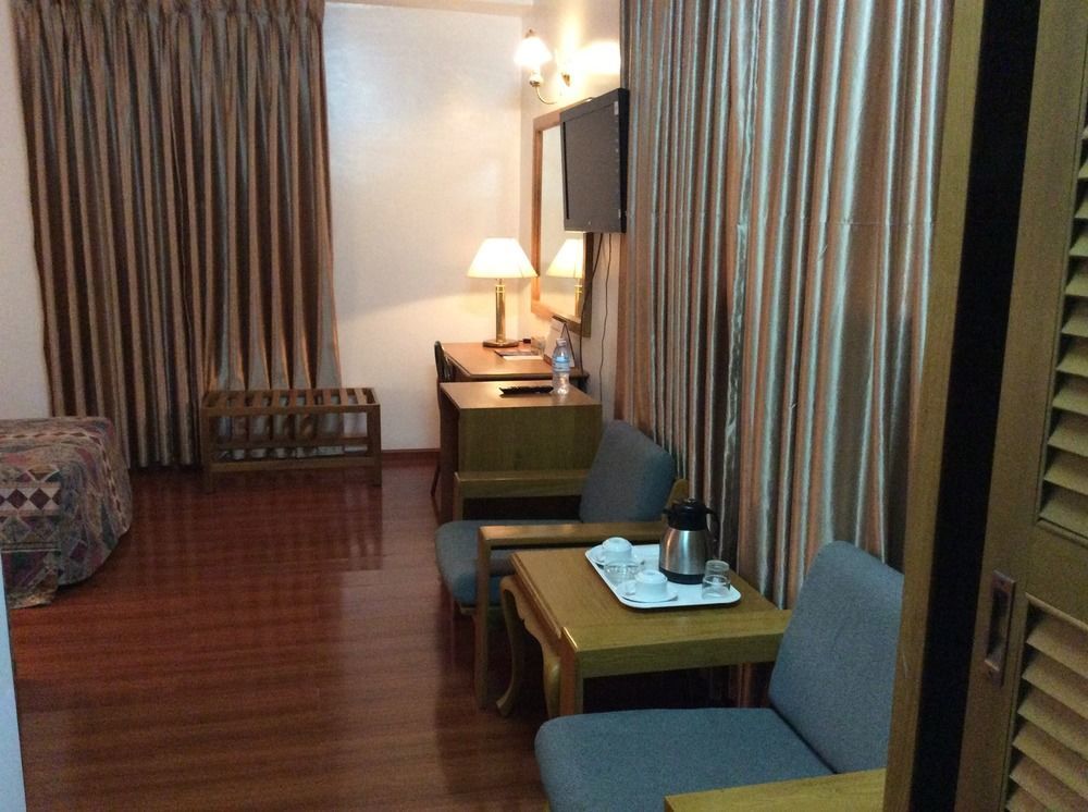 Yuzana Hotel Yangon Exterior foto