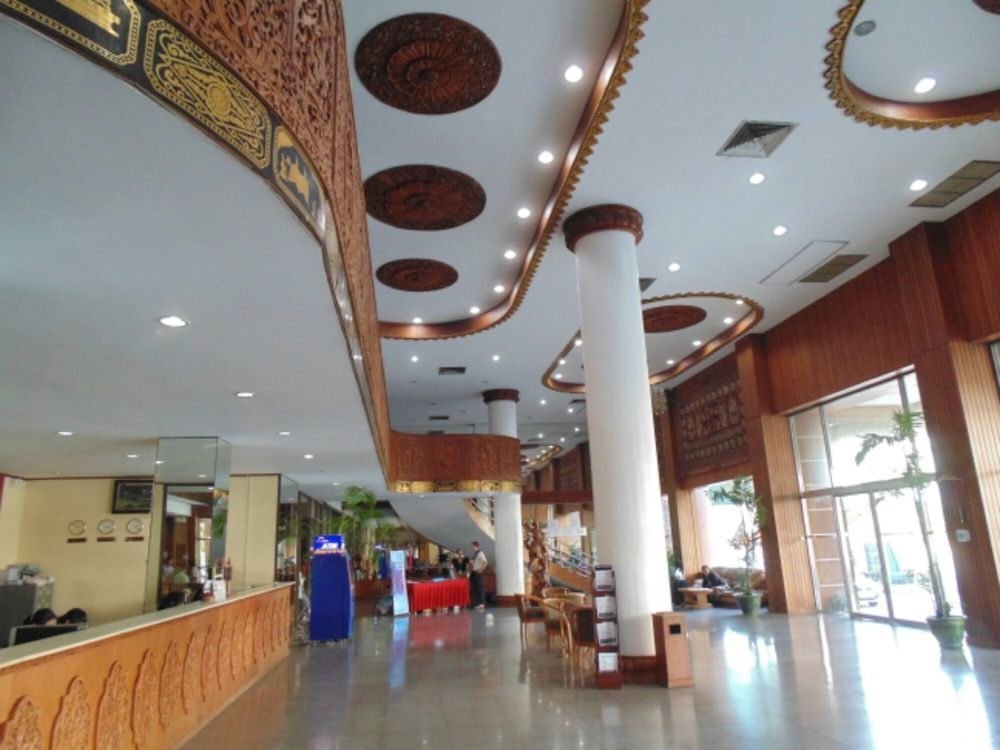 Yuzana Hotel Yangon Exterior foto